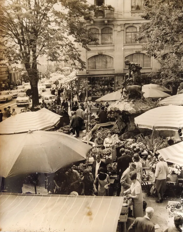 Historisches Foto vom Detmolder Wochenmarkt